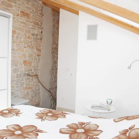 Vacation Sanda Design House *